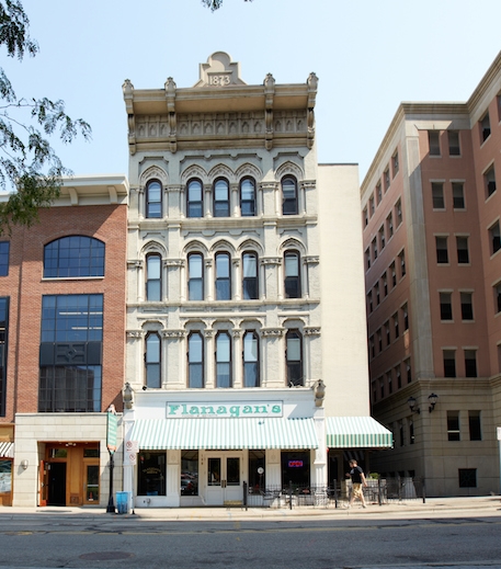 Lofts on Pearl in Grand Rapids, MI - Building Photo