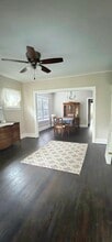 8518 Rockefeller Ave in Brookfield, IL - Building Photo - Building Photo