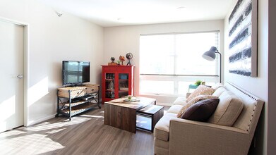 4000 Gardenview Dr in Grand Forks, ND - Building Photo - Building Photo