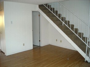 1359 Madras St SE in Salem, OR - Building Photo - Building Photo