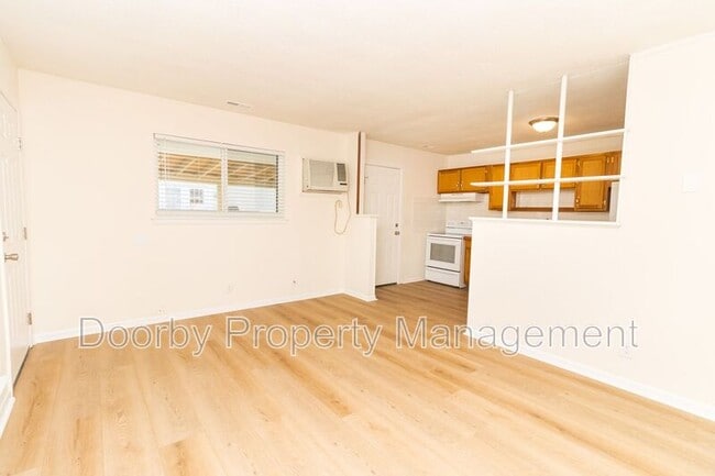 4716 Tomahawk Trail in Chattanooga, TN - Foto de edificio - Building Photo