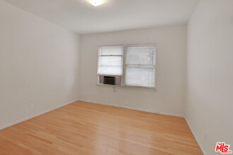 11165 Sunshine Terrace in Los Angeles, CA - Building Photo - Building Photo