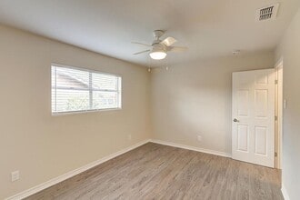 1106 Bradshaw Dr in Corpus Christi, TX - Building Photo - Building Photo