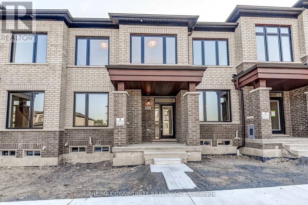 2662 Delphinium Trl in Pickering, ON - Building Photo