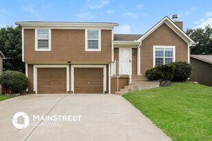 8720 NE 116th St in Kansas City, MO - Building Photo