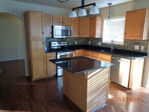 7215 Creekfront Dr in Fountain, CO - Building Photo - Building Photo