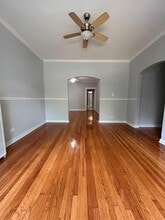 1263 W Thorndale Ave, Unit 1 Floor in Chicago, IL - Foto de edificio - Building Photo