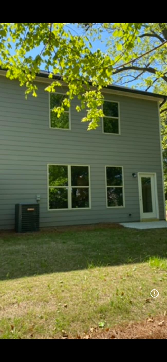 9 Richardson St in Winder, GA - Building Photo - Building Photo