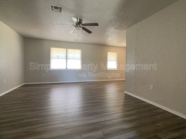 14206 NE 4th St in Choctaw, OK - Building Photo - Building Photo