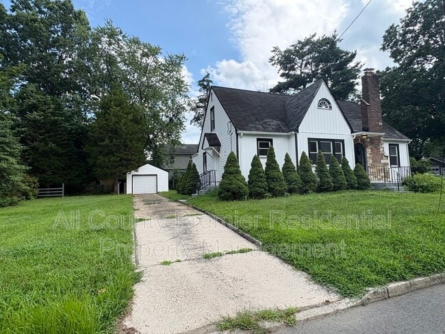 property at 117 Green Ln