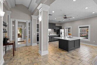 Somerset Oaks Apartment Homes in Olathe, KS - Building Photo - Building Photo