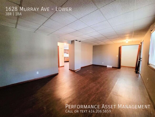 property at 1628 Murray Ave