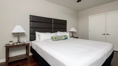 411 N Akard St-Unit -FL0-ID391852P in Dallas, TX - Building Photo - Building Photo