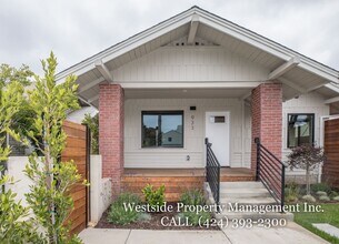 933 Lincoln Blvd in Santa Monica, CA - Building Photo - Building Photo
