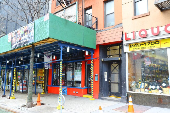 1471 1st Ave in New York, NY - Foto de edificio - Building Photo