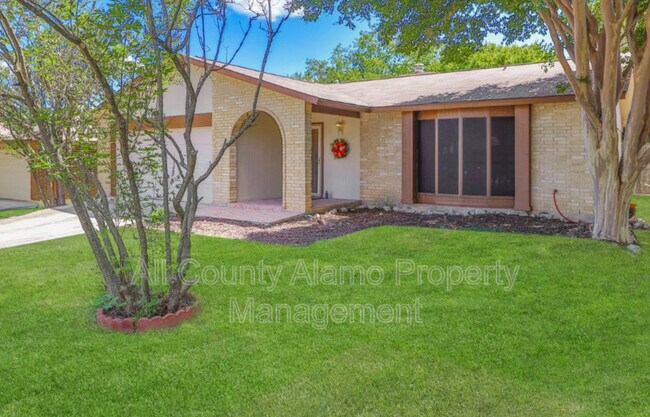 7558 Ledgebrook Dr in San Antonio, TX - Building Photo - Building Photo