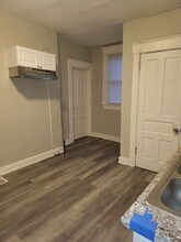 3666 Glenway Ave in Cincinnati, OH - Building Photo - Building Photo