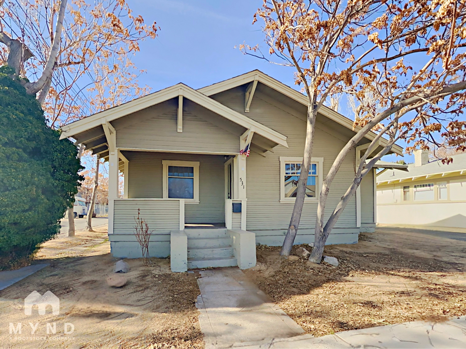 531 12th St in Sparks, NV - Building Photo