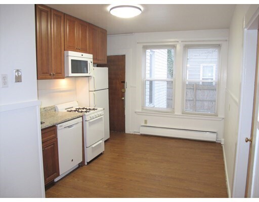 80 Hampshire St in Cambridge, MA - Building Photo
