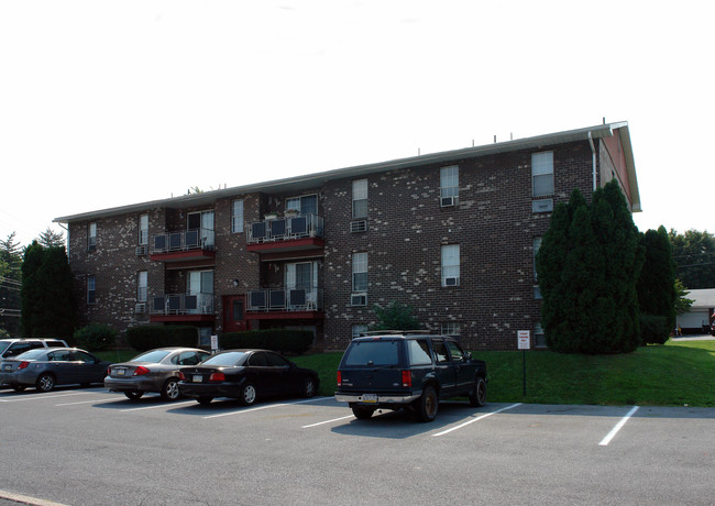 West End Apartments in Allentown, PA - Foto de edificio - Building Photo