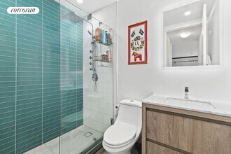250 S End Ave in New York, NY - Building Photo - Building Photo