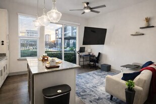 900 Lake Carolyn Pkwy, Unit SI ID1579400P in Irving, TX - Building Photo