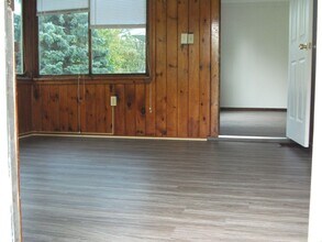 316 Highland Ave in East Syracuse, NY - Foto de edificio - Building Photo