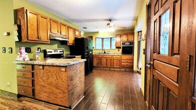 2600 E Fork Rd in Brevard, NC - Building Photo - Building Photo