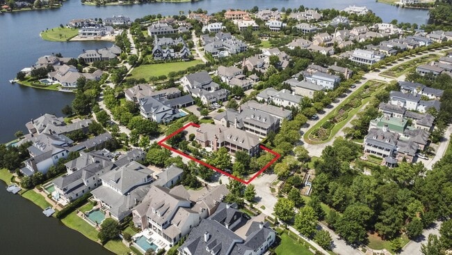 58 E Bay Blvd in The Woodlands, TX - Building Photo - Building Photo