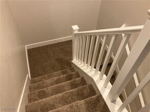 9068 W Palomino Park Ct in Las Vegas, NV - Building Photo - Building Photo