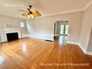 3947 Ruth Ln in Cincinnati, OH - Building Photo - Building Photo