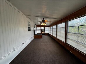 1350 County Dr in Tavares, FL - Building Photo - Building Photo