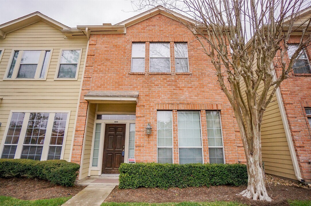 13026 Gentryside Ct in Houston, TX - Building Photo