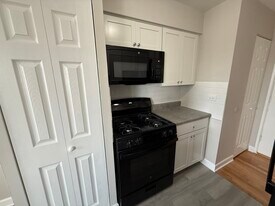 3001 N Thatcher Ave in River Grove, IL - Building Photo