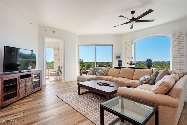 property at 4811 Island Pond Ct