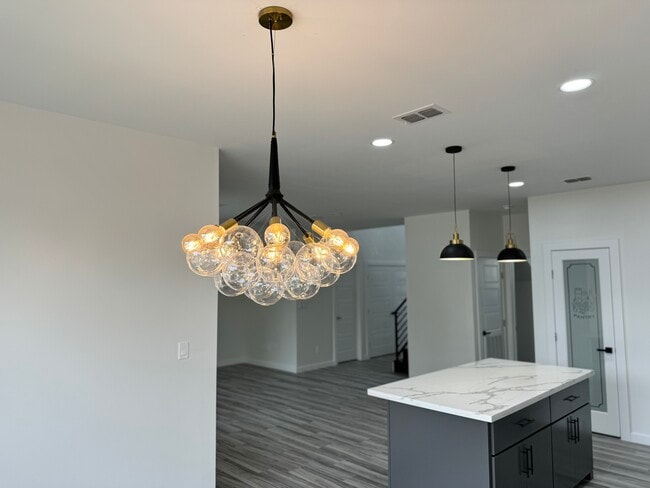 702 W Seminole Ave in Pharr, TX - Foto de edificio - Building Photo