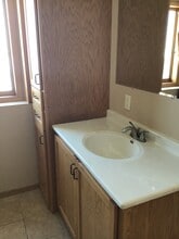 146 Erin Ct, Unit #B in Nicollet, MN - Building Photo - Building Photo
