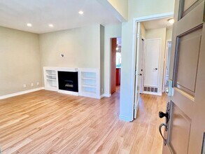 1144 Stonewall Cir in Westlake Village, CA - Building Photo - Building Photo