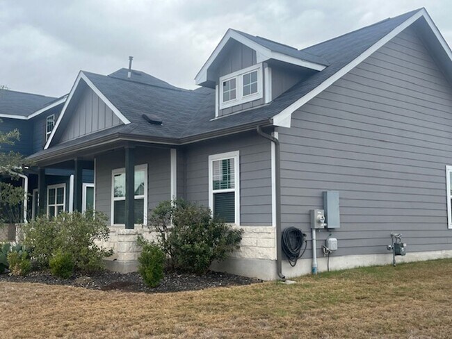 300 Kenai Dr in Kyle, TX - Building Photo - Building Photo