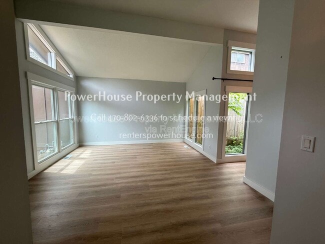 120 Leeward Ln in Roswell, GA - Building Photo - Building Photo