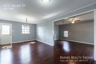6217 Allen St in North Little Rock, AR - Building Photo - Building Photo