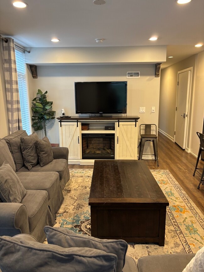 property at 769 N Uber St