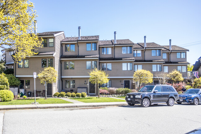 the Timbers in North Vancouver, BC - Building Photo - Building Photo