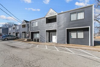 Naismith Apartments in Lawrence, KS - Building Photo - Building Photo