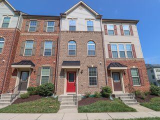 property at 7721 Duncannon Ln