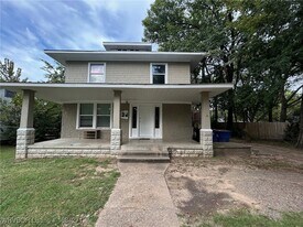 1301 N 38th St in Fort Smith, AR - Building Photo