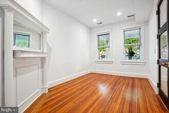 1411 King St in Alexandria, VA - Building Photo - Building Photo