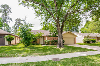 6946 Maple Fox Dr in Humble, TX - Building Photo - Building Photo