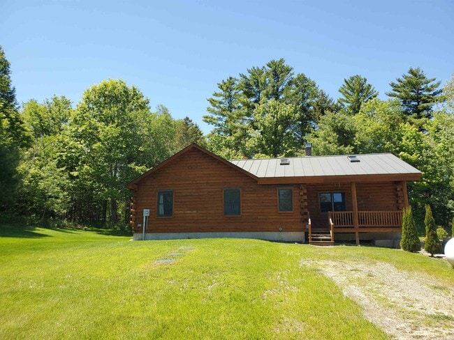 property at 18 Mirror Lk Hts