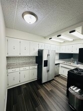 13635 Lamon Ave in Crestwood, IL - Building Photo - Building Photo